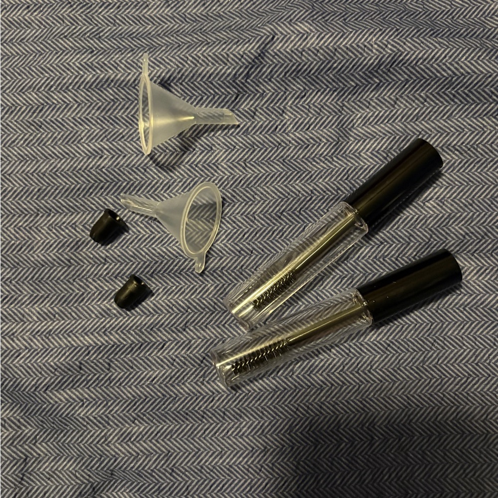 Eyelash/Eyebrows Containers